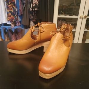 Kelsi Dagger Brooklyn Leather Wood Ankle Boot sz 7